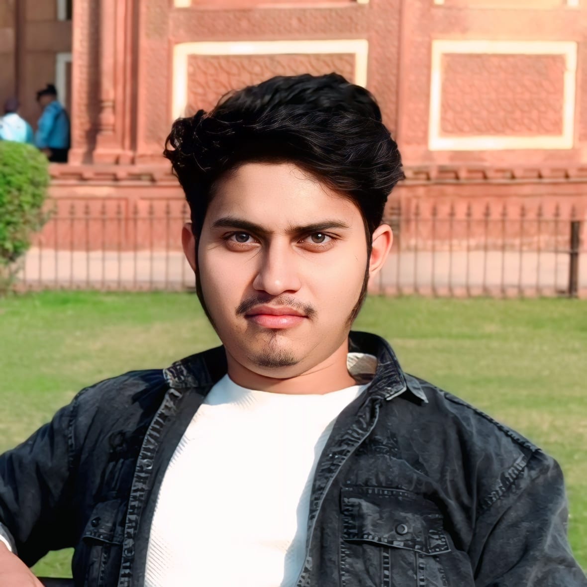 Amir Khan